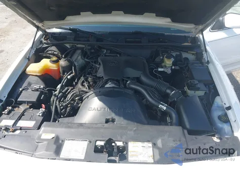 1996 Mercury Grand Marquis Gs z USA, uszkodzony, nr VIN 2MELM74W9TX692417